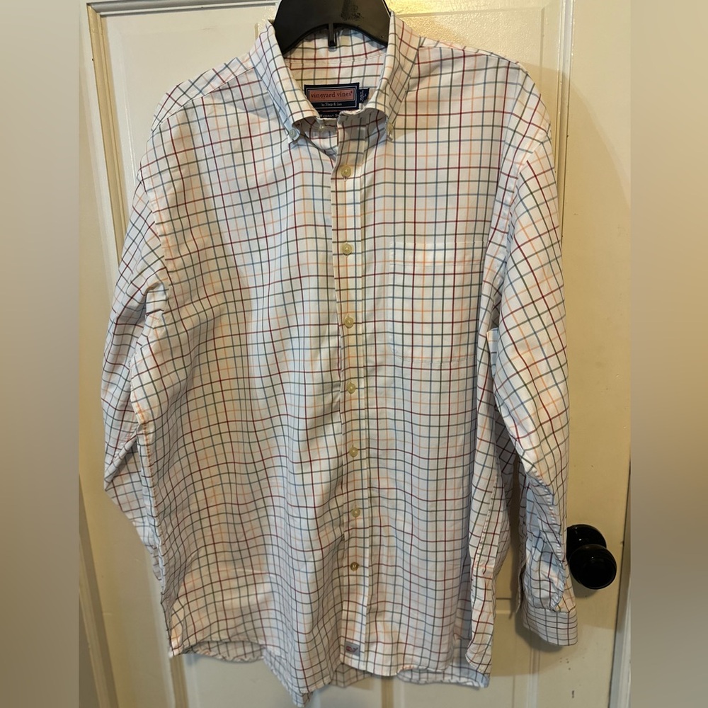 Vineyard Vines Men’s White Button-Down Shirt with Blue and Red Grid